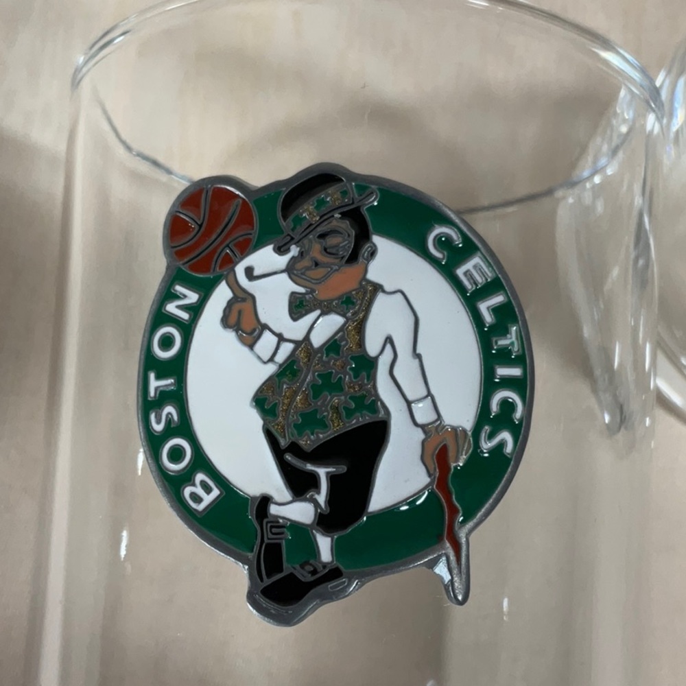 NBA Boston Celtics 10 oz Rocks Glass Set - Picture 4 of 7